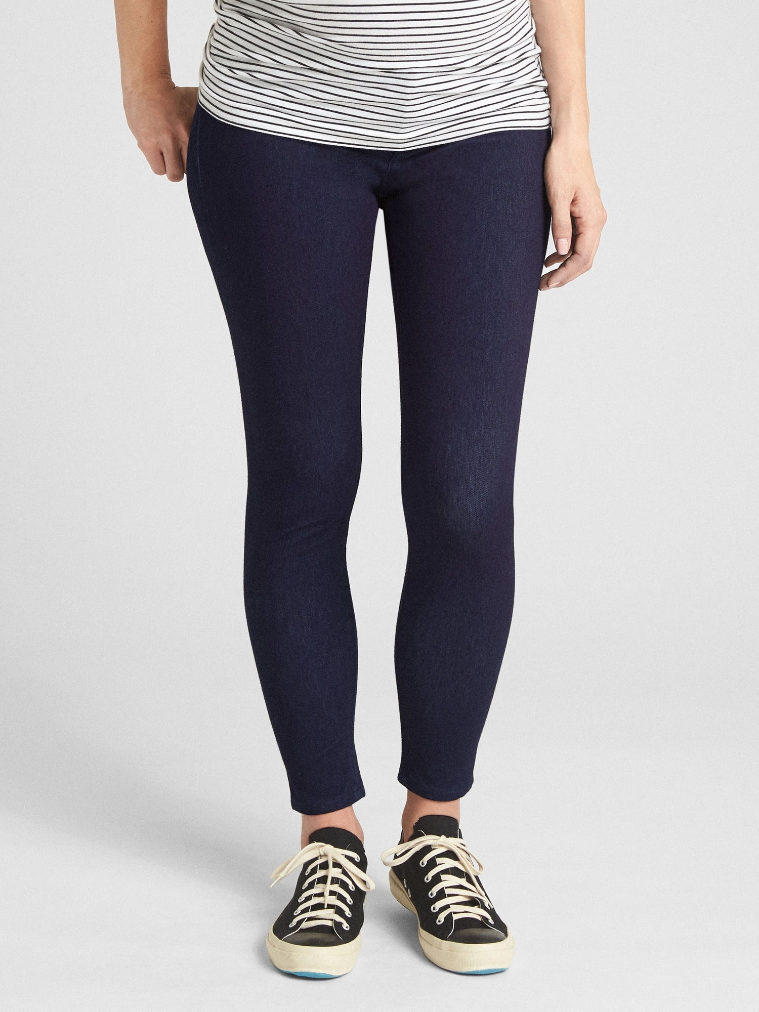 gap maternity jeggings