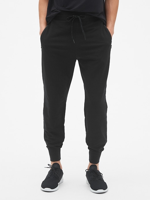 gapfit all elements fleece joggers