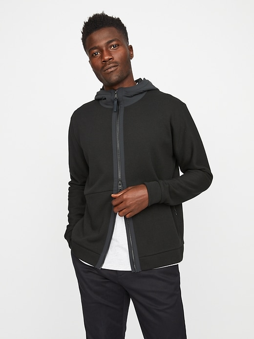 Hooded Tech Sweater | Hill City