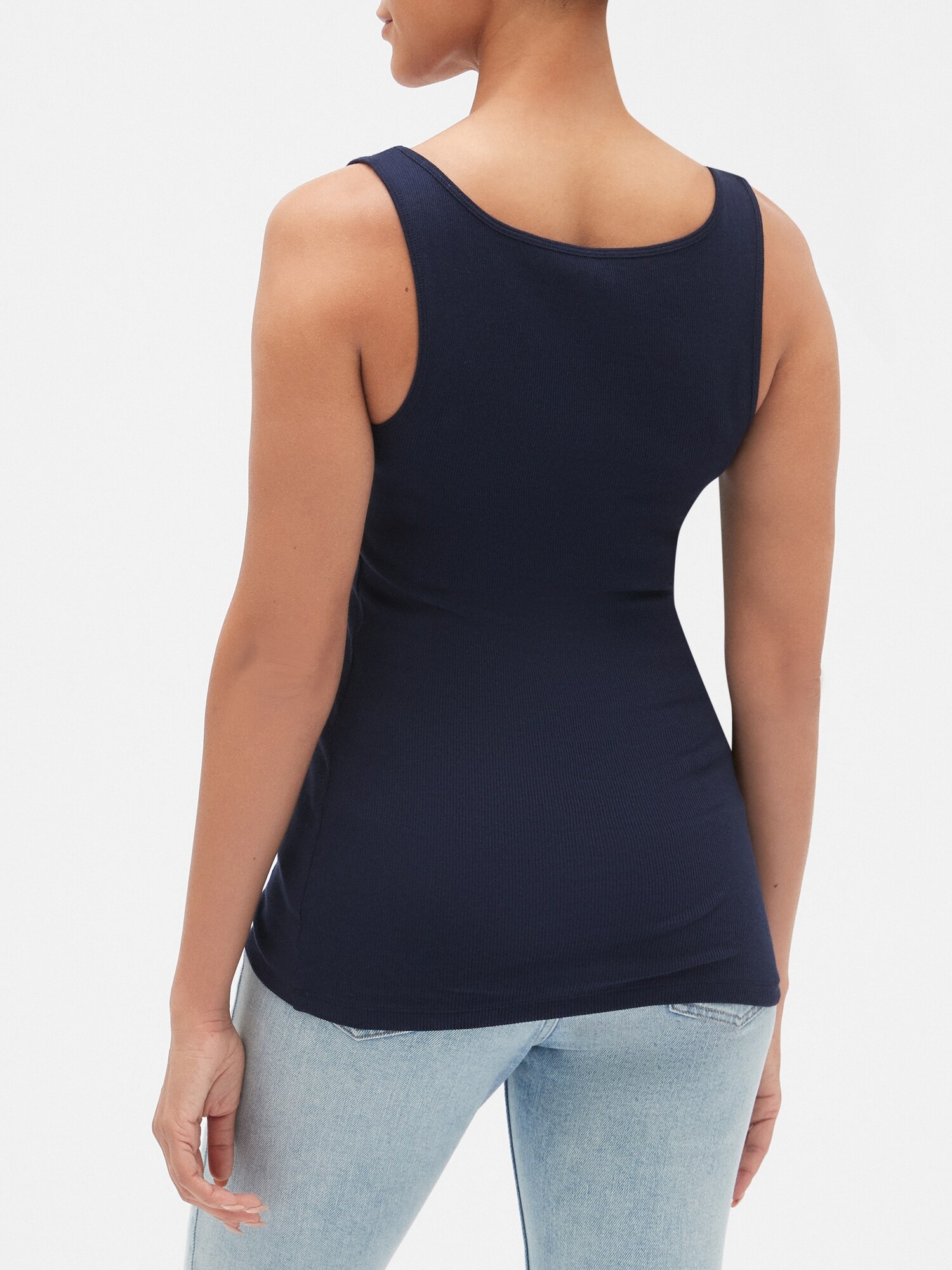 gap stretch extensible tank