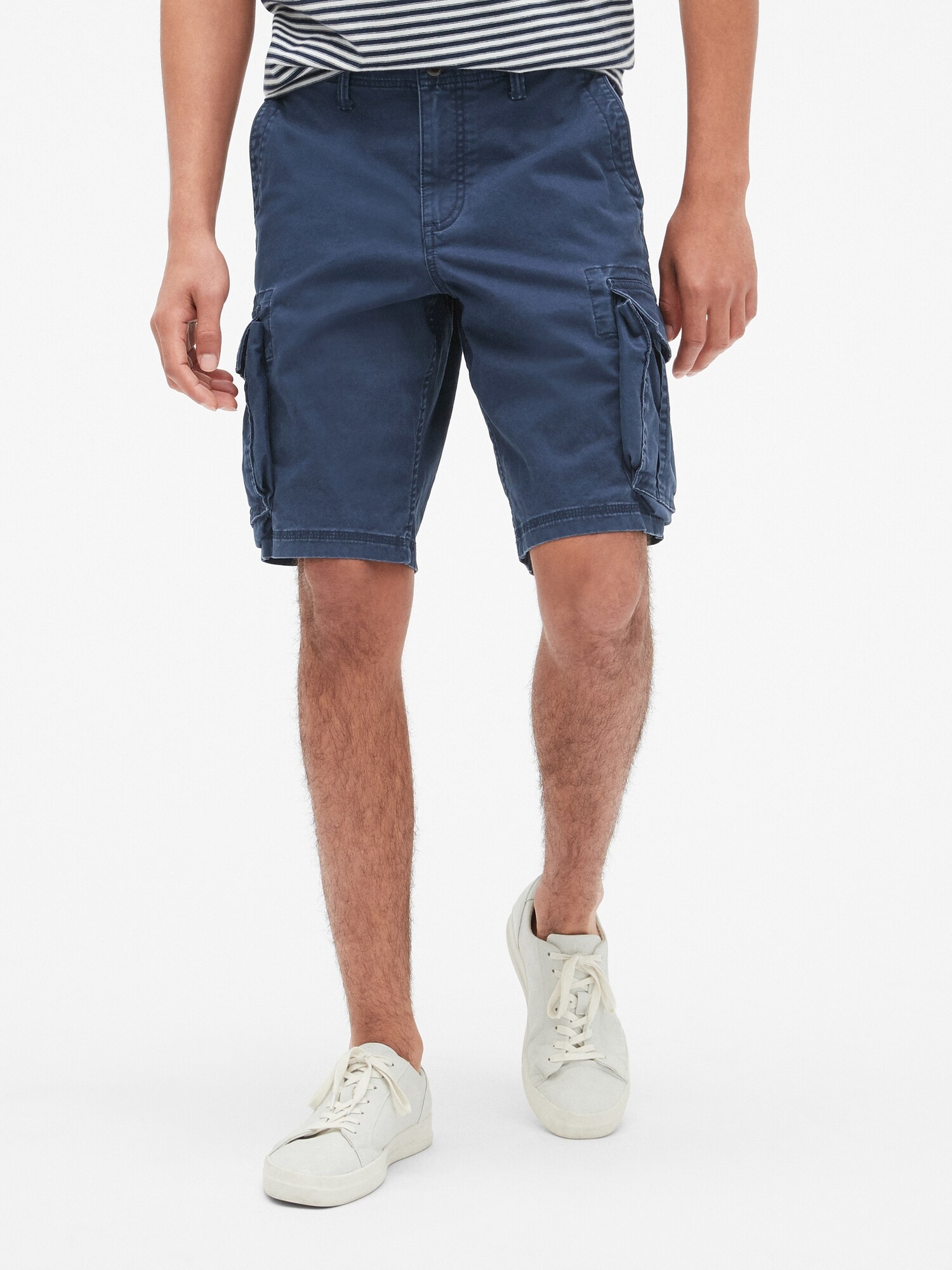 gap shorts canada