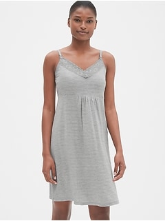 gap maternity nursing nightgown