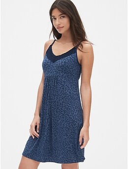 gap maternity nightgown