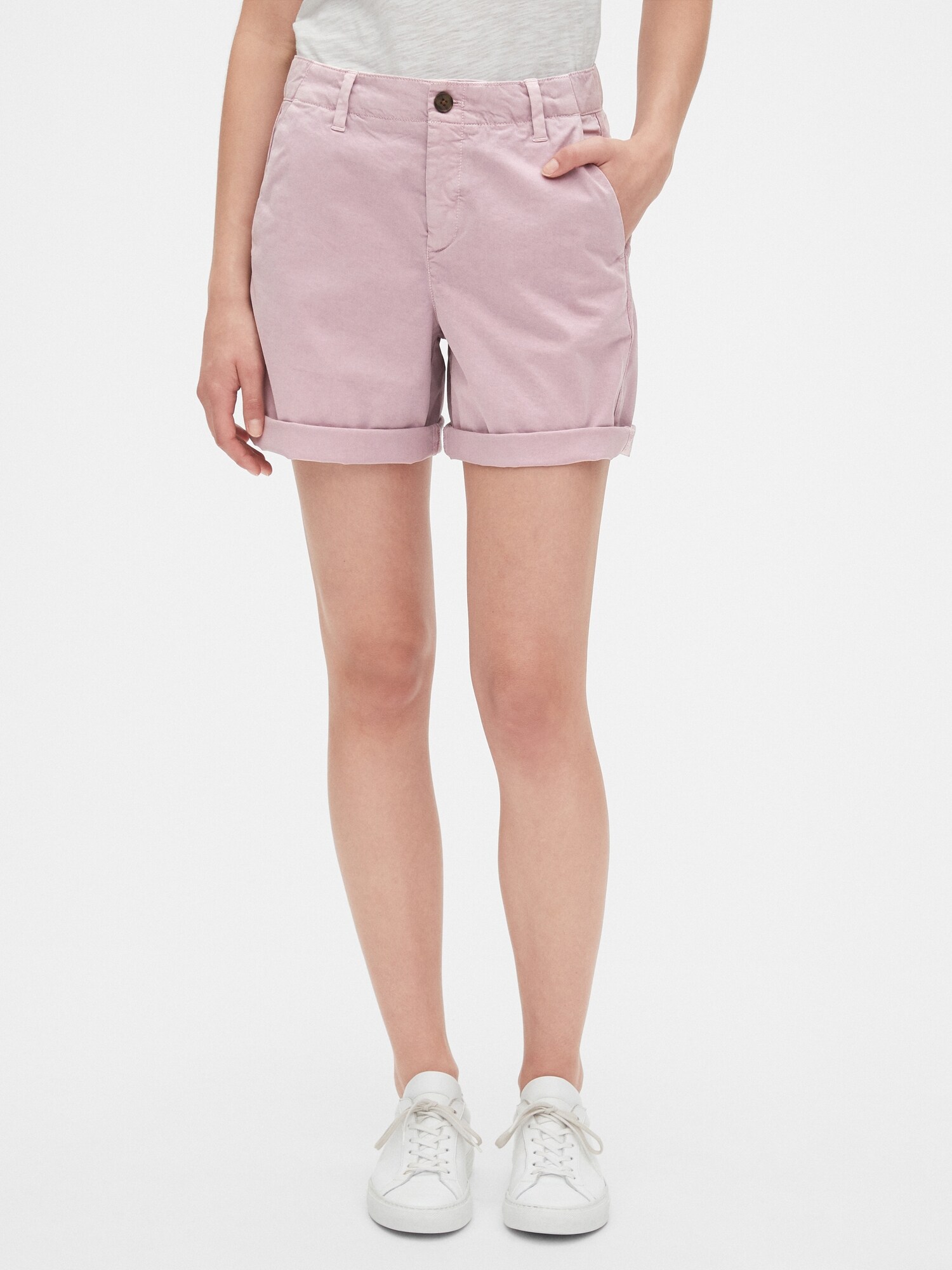 gap girlfriend khaki shorts