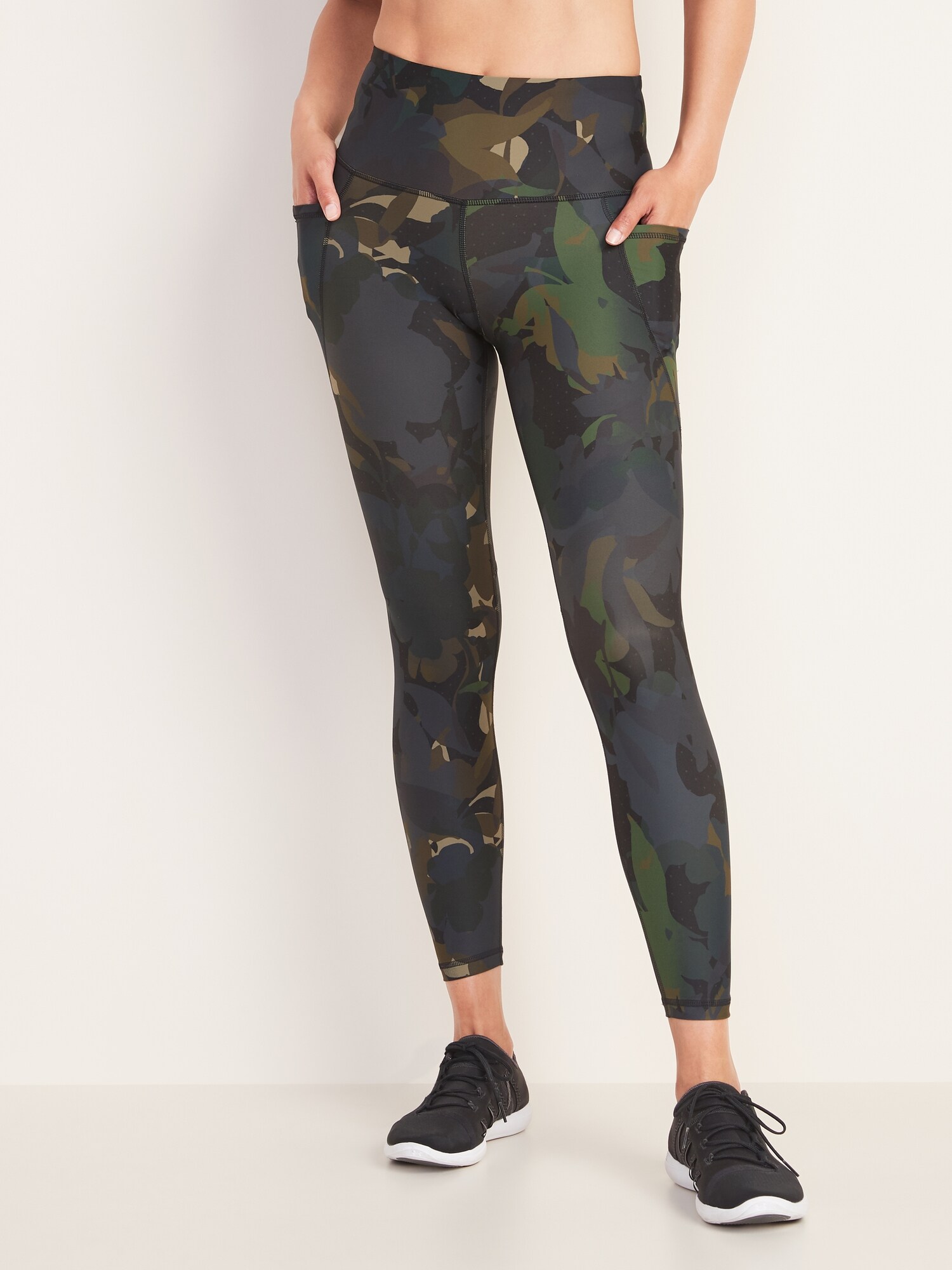 gap camo leggings