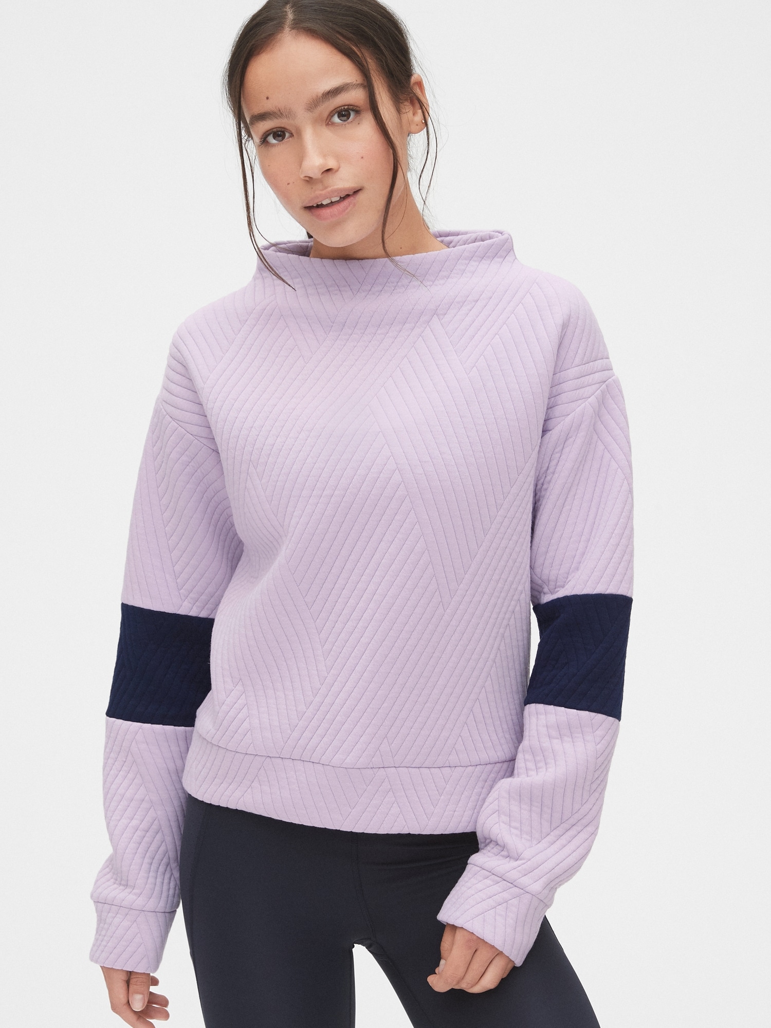 gap quilted sweatshirt