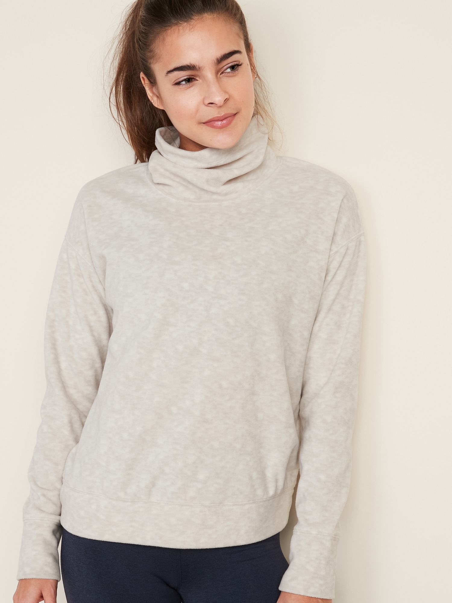 fleece funnel neck pullover