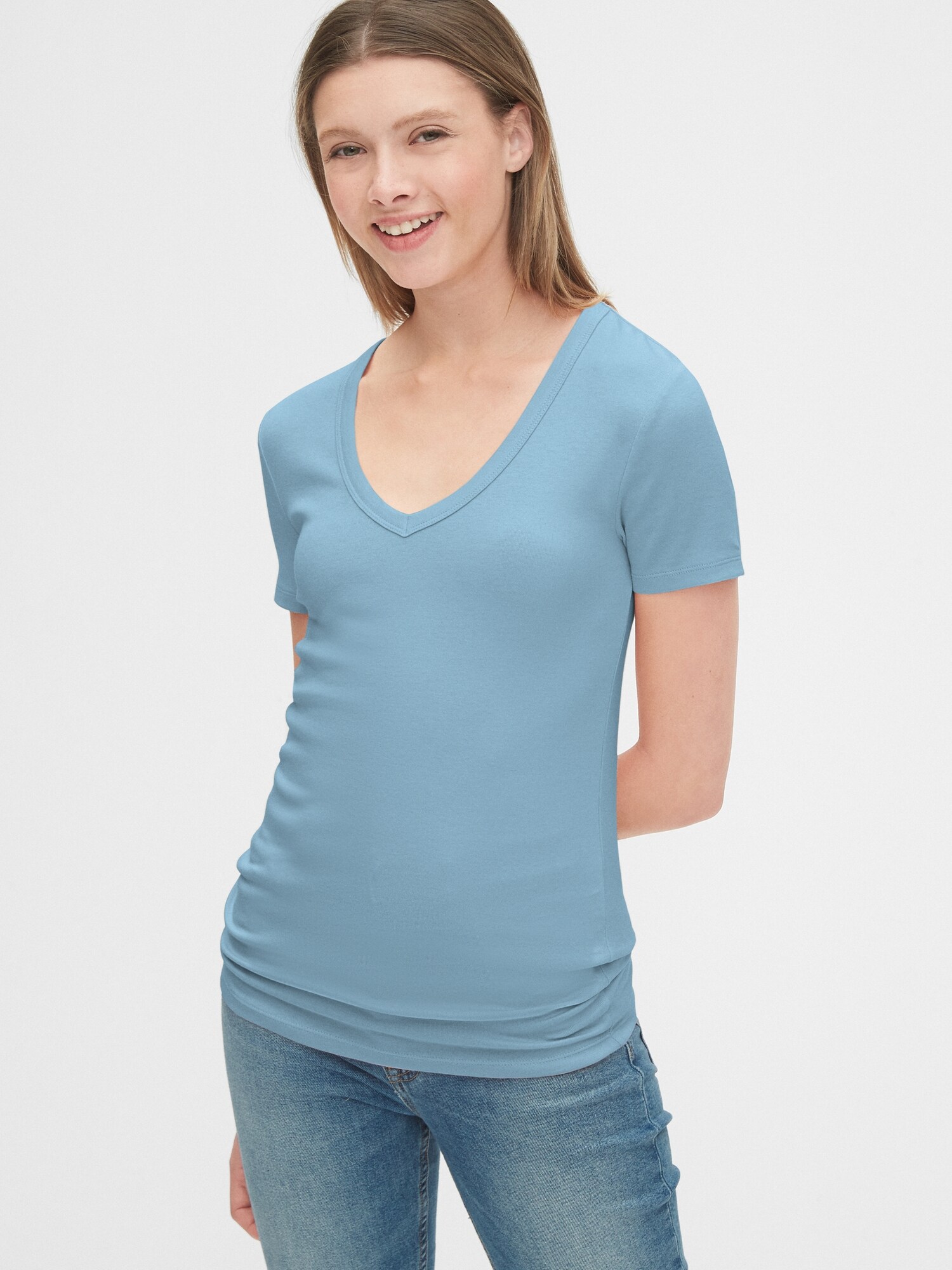 gap favorite tee v neck