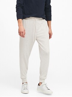 joggers with elastic waist