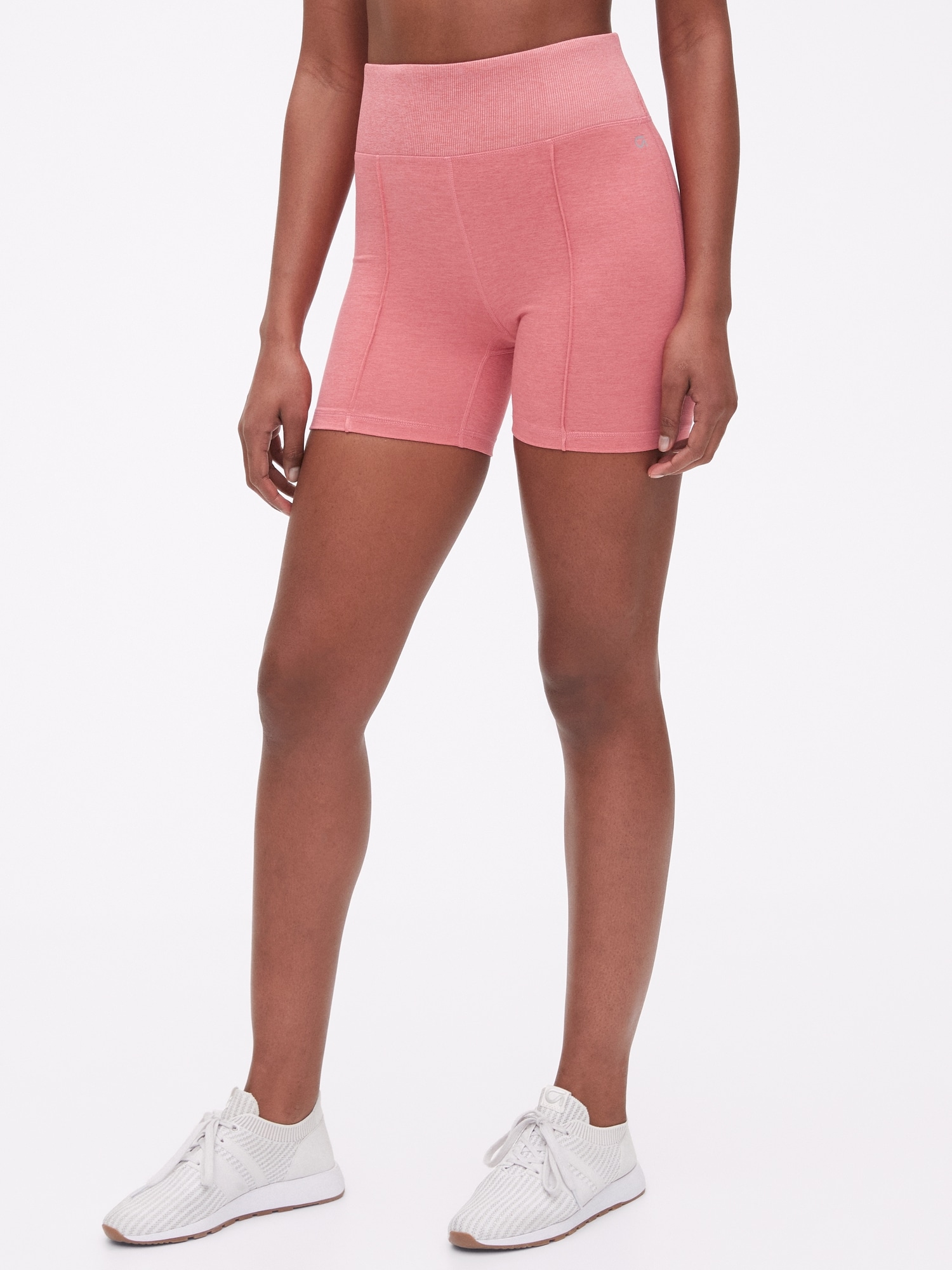 gap yoga shorts