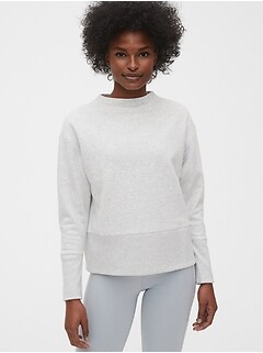 gapfit sweatshirt