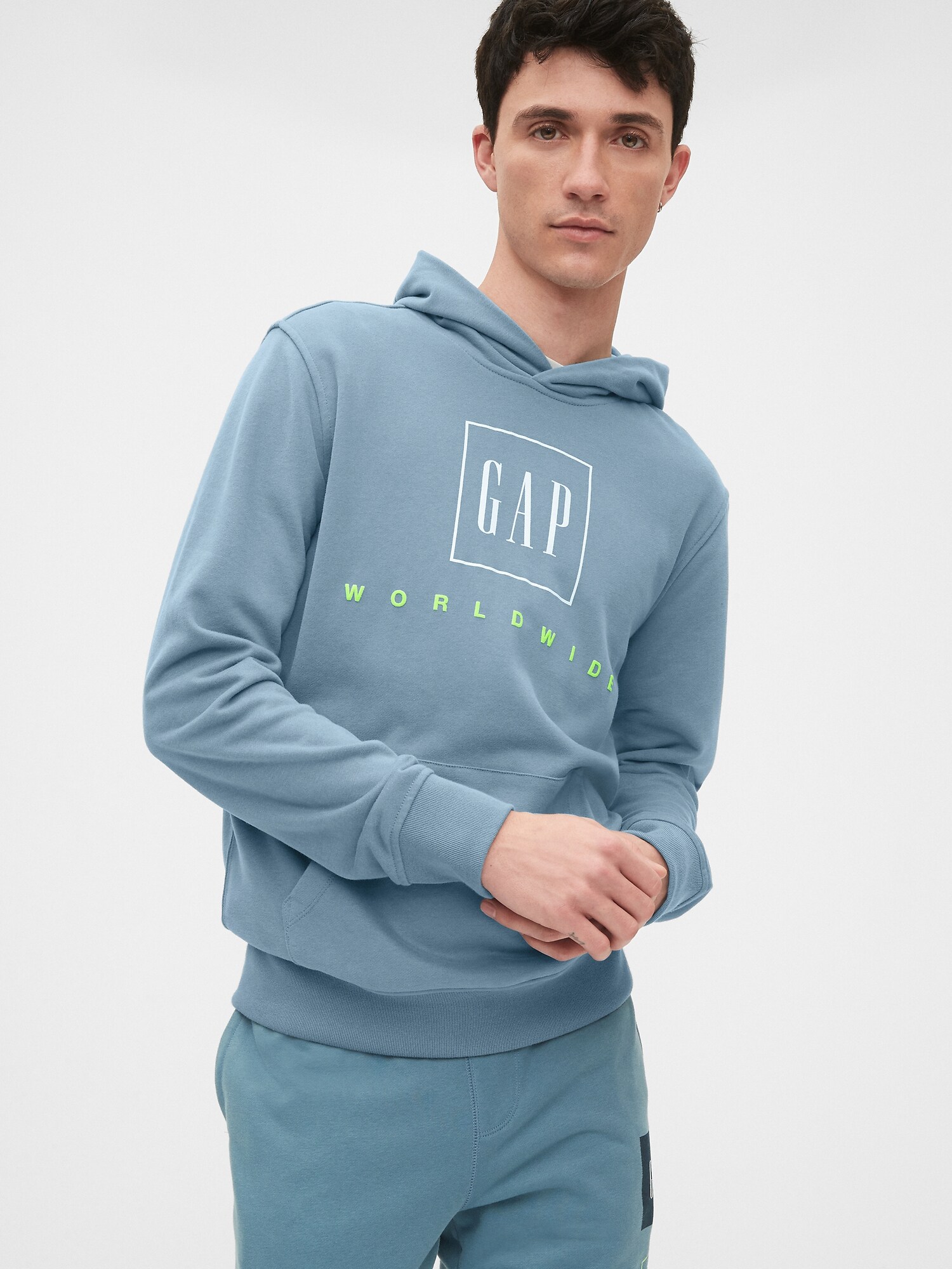 pullover gap