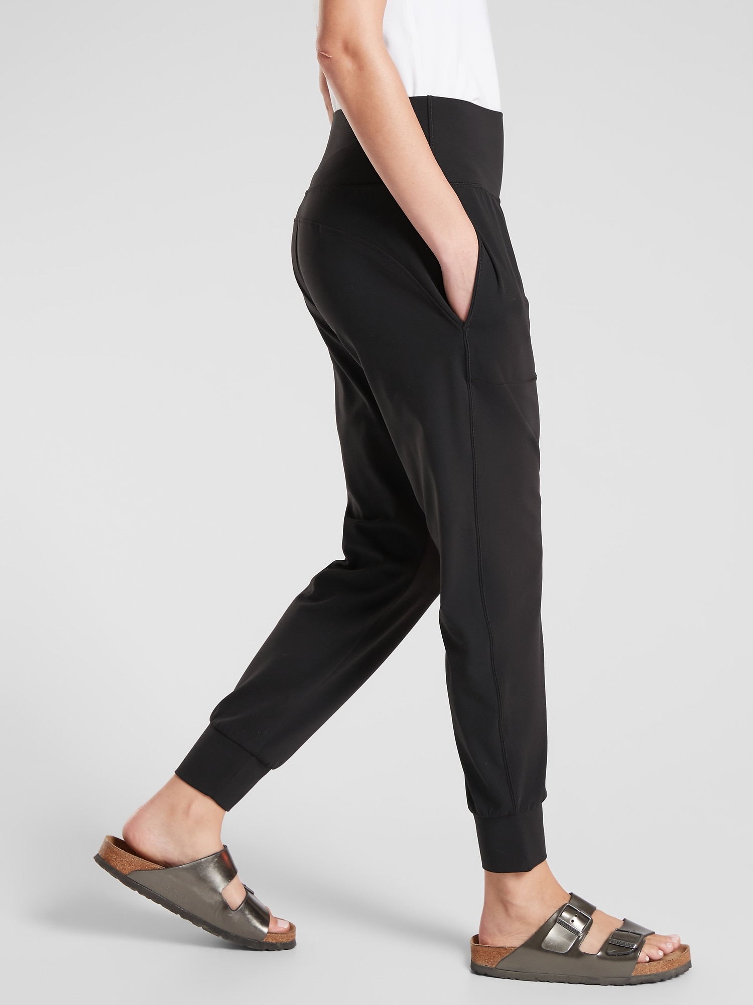 athleta salutation jogger dupe