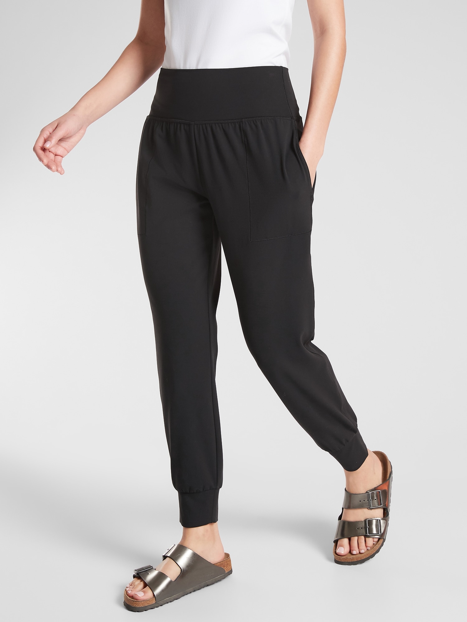 womens joggers athleta