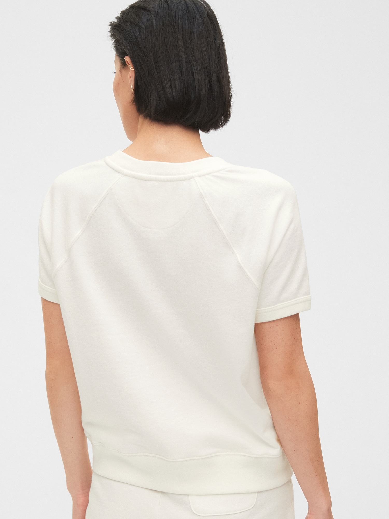 gap short sleeve sweatshirt