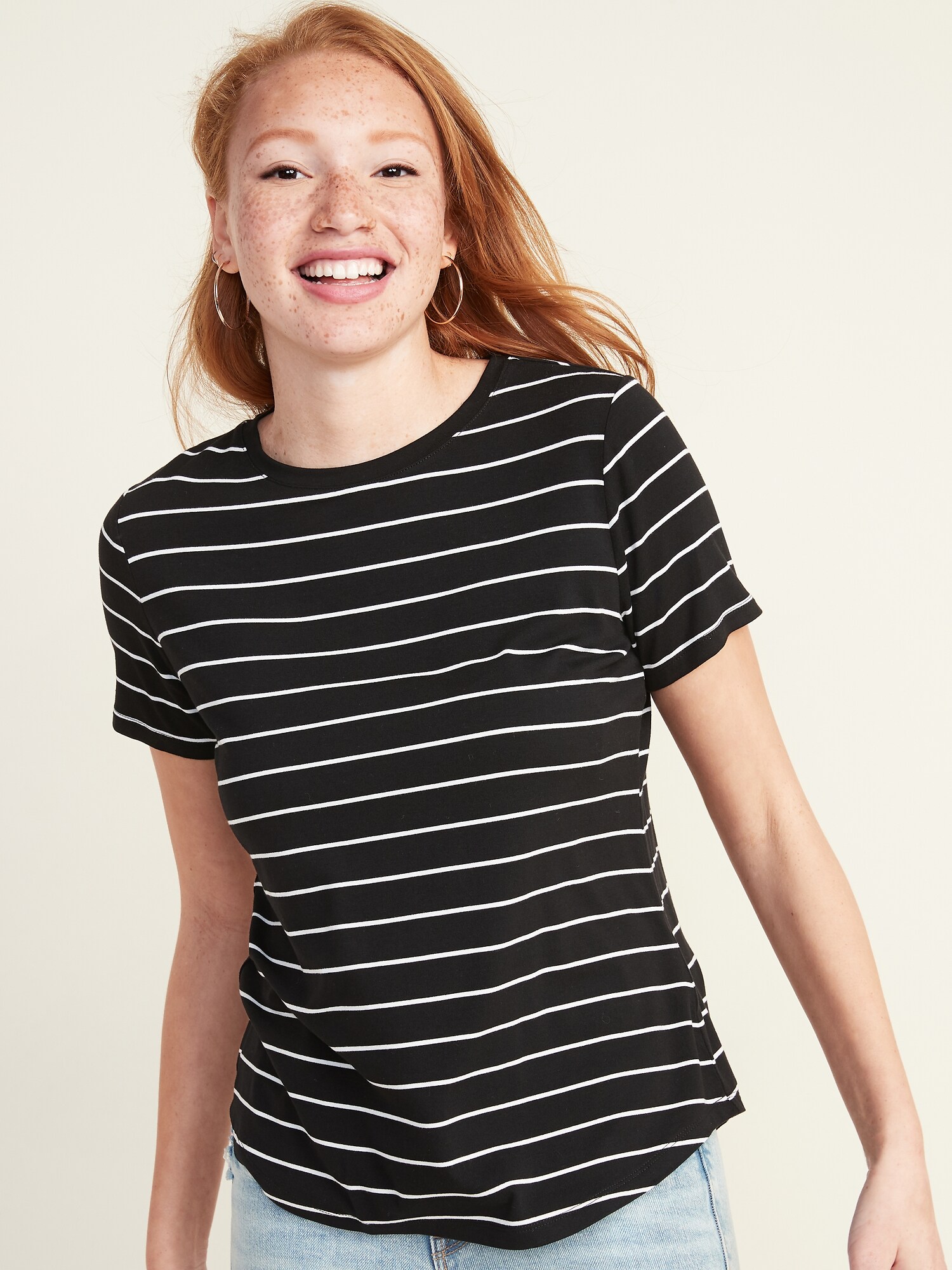 striped crew neck shirt