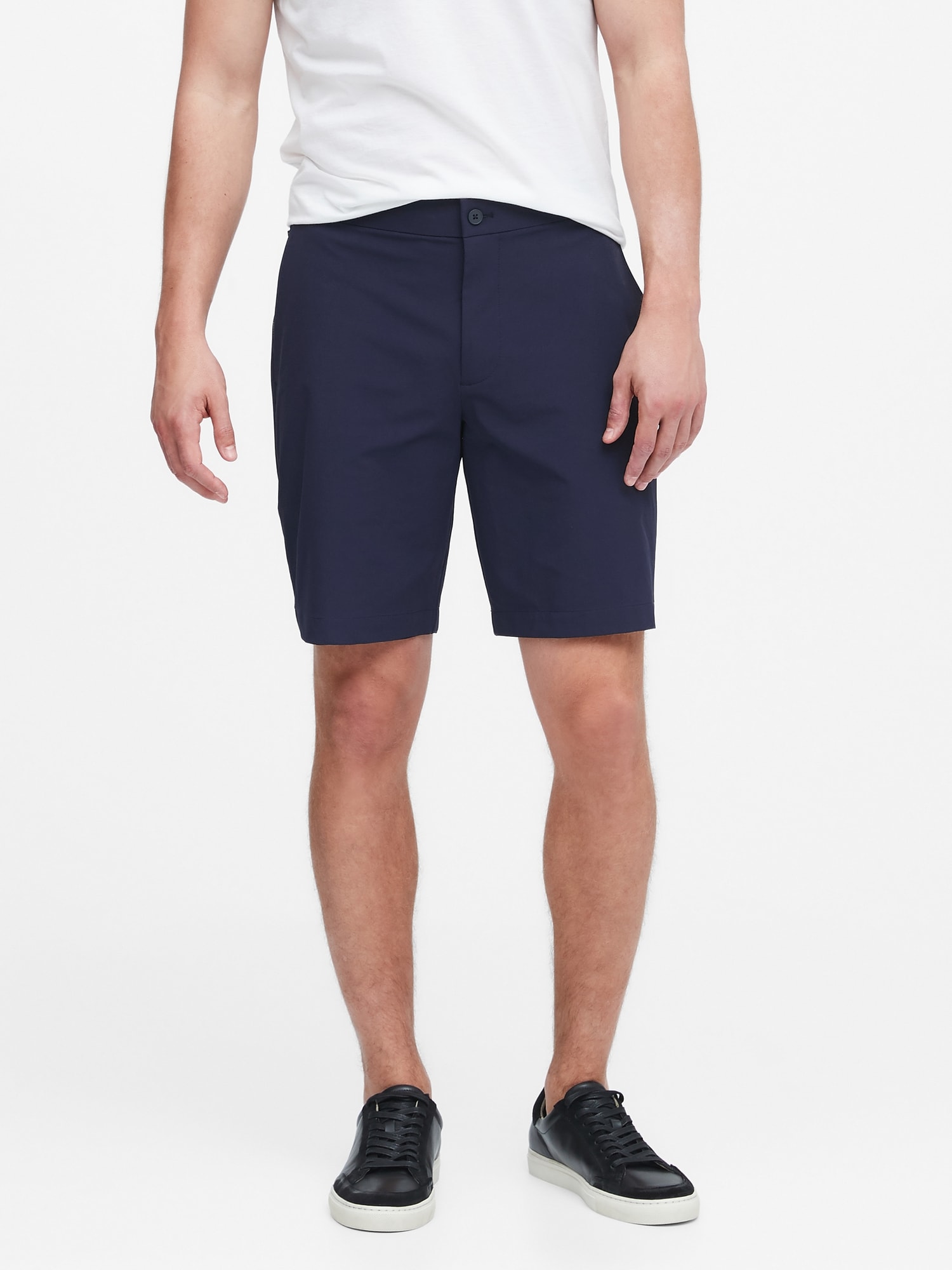 gap hybrid shorts