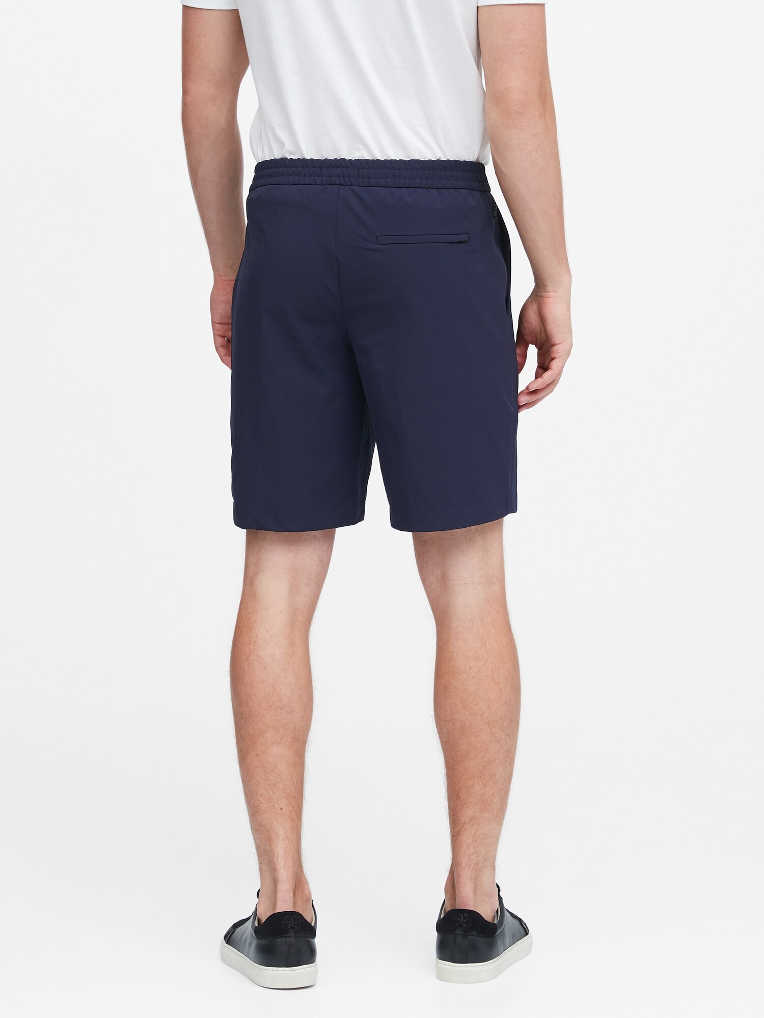 gap hybrid shorts