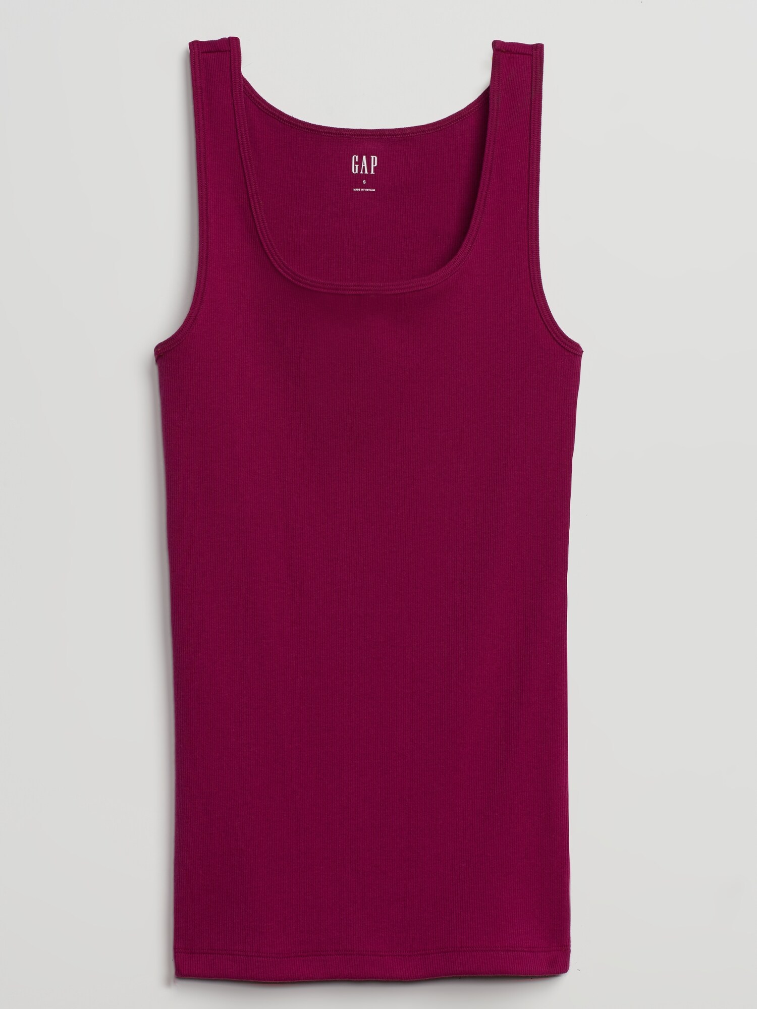 gap stretch extensible tank