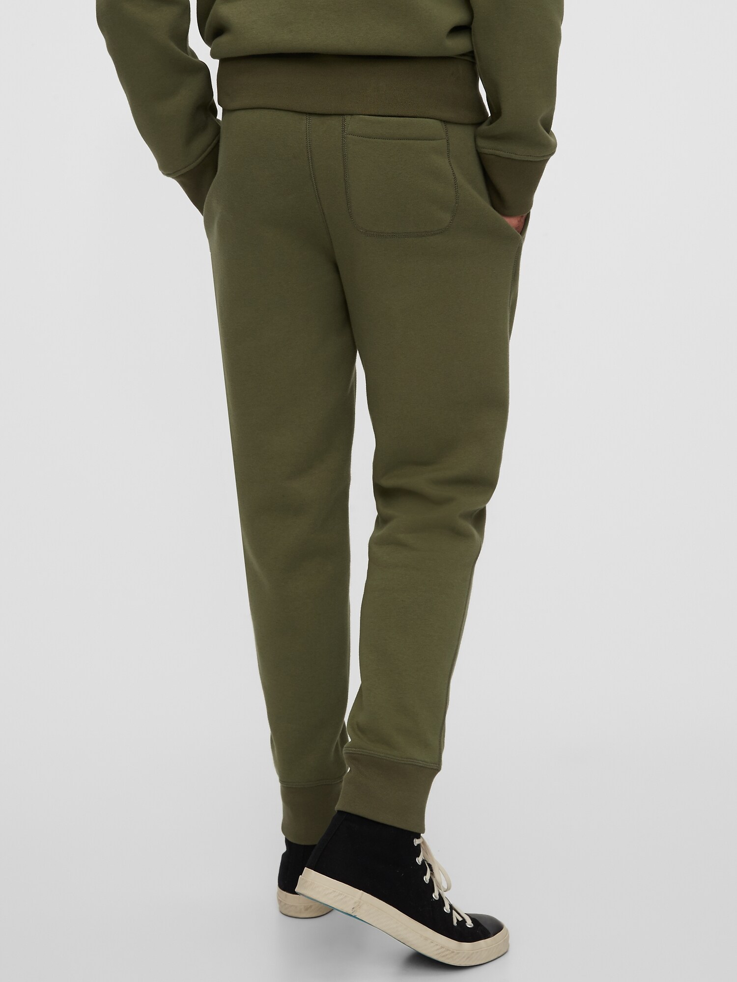 gap green joggers