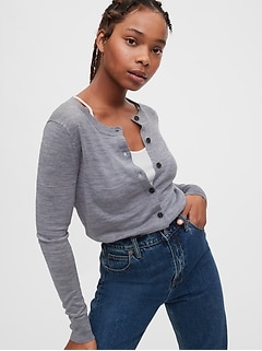 gap sweaters canada