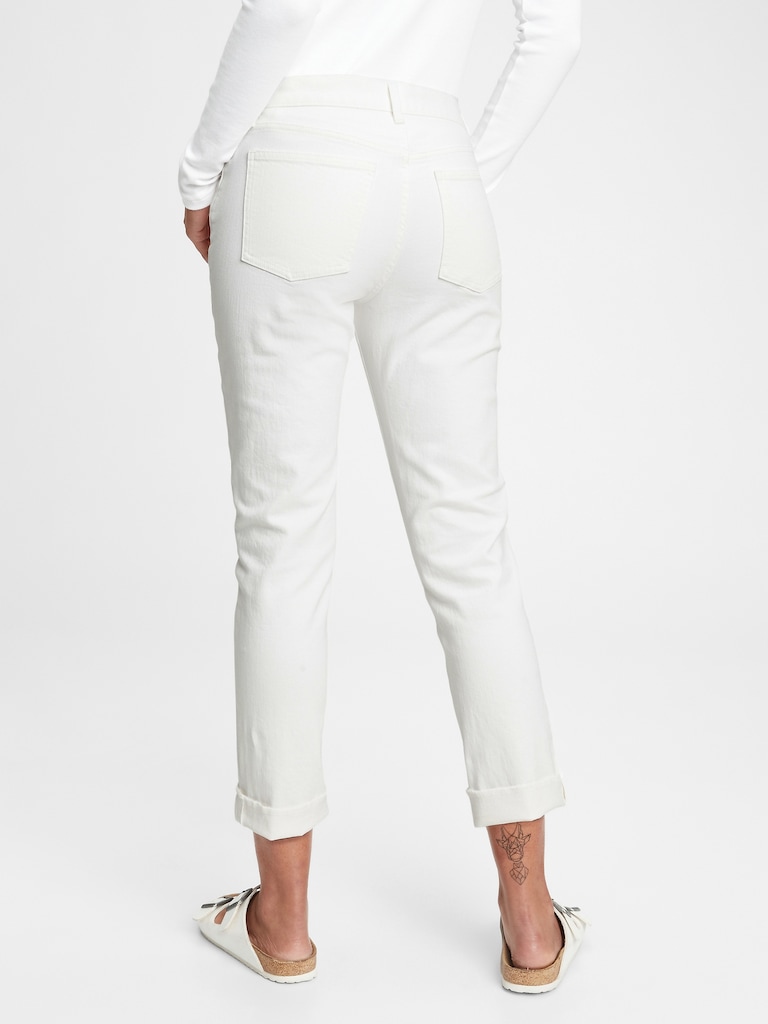 Mid Rise Girlfriend Jeans with Washwell