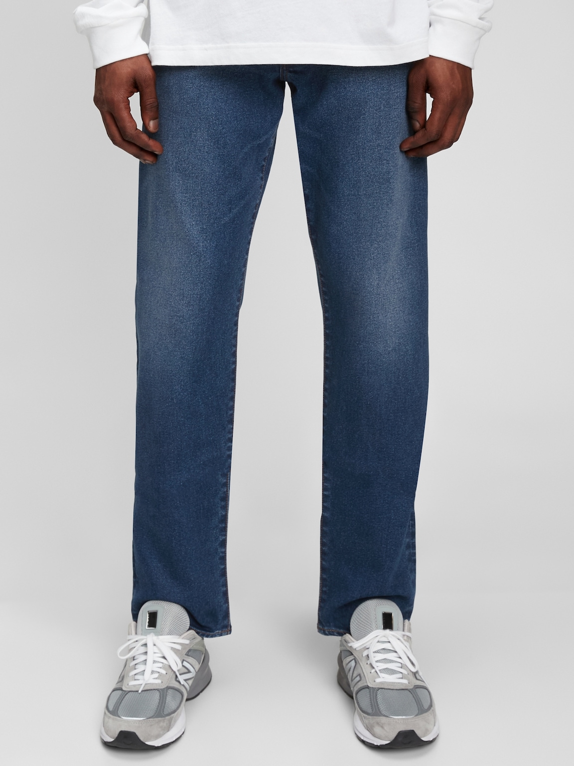 365TEMP Straight Performance Jeans in GapFlex