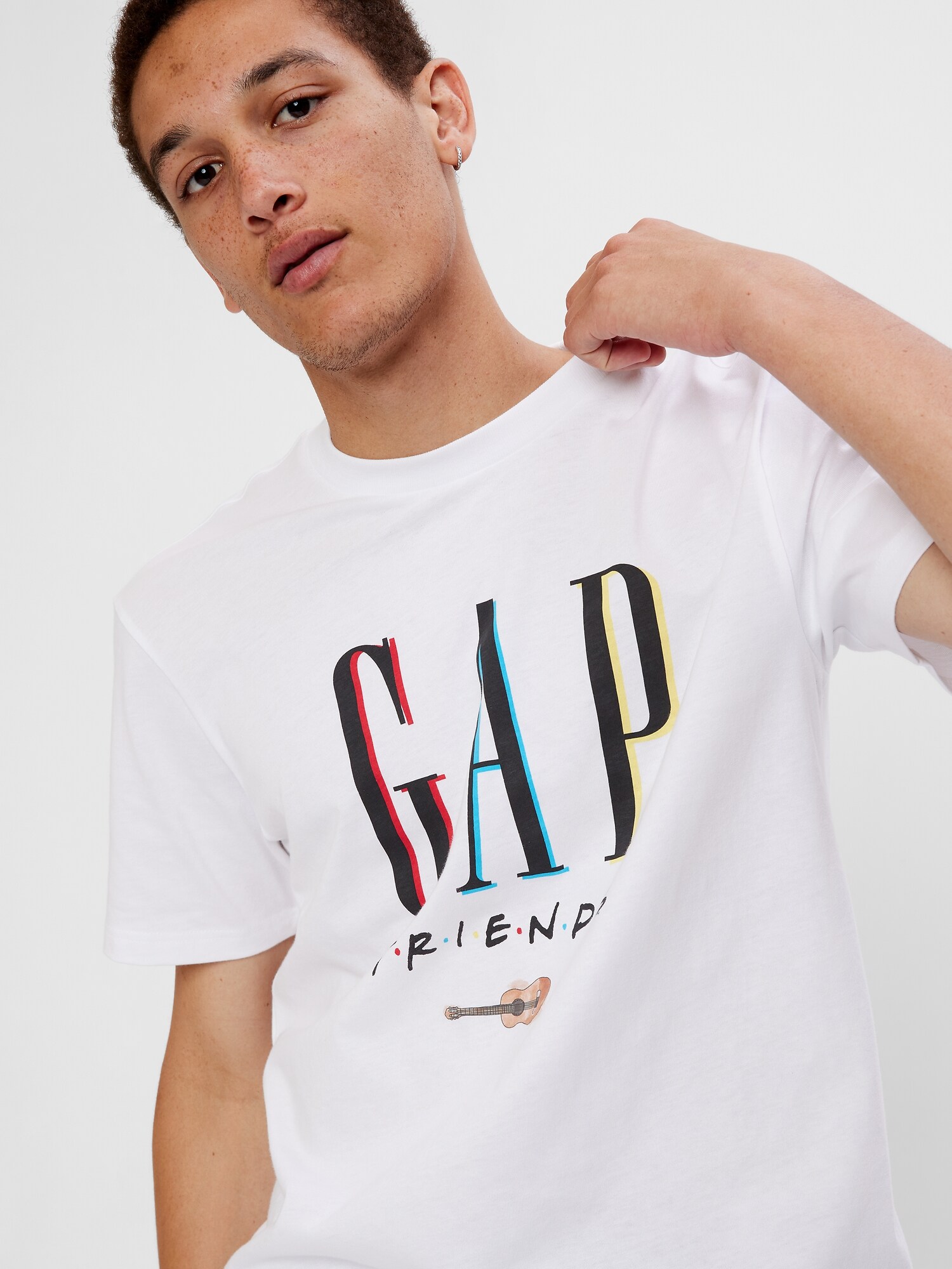 Wb™ フレンズ &#215 Gapロゴ グラフィックtシャツ