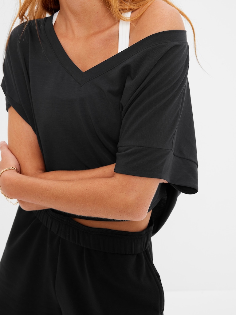 GapFit Breathe Cropped Boxy T-Shirt