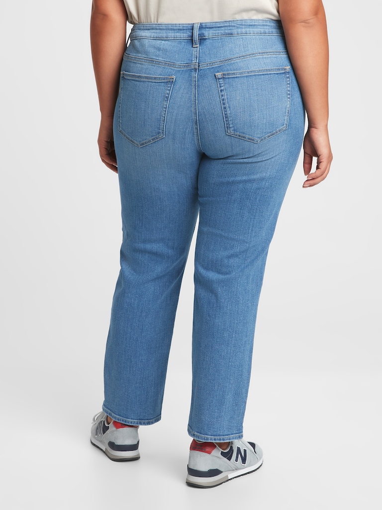 Mid Rise Classic Straight Jeans