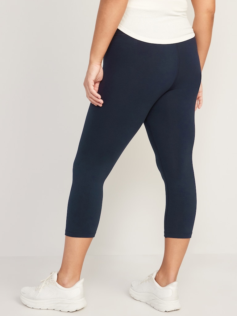 Extra High-Waisted PowerChill Crop Leggings