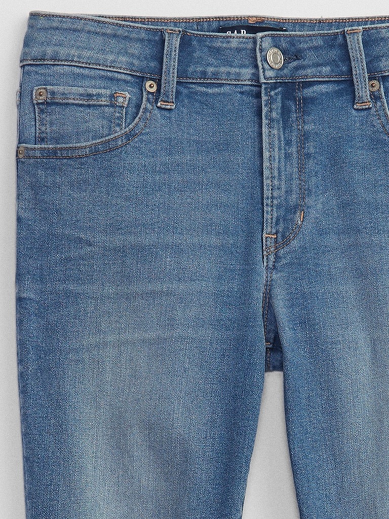 Mid Rise Universal Skinny Jeans
