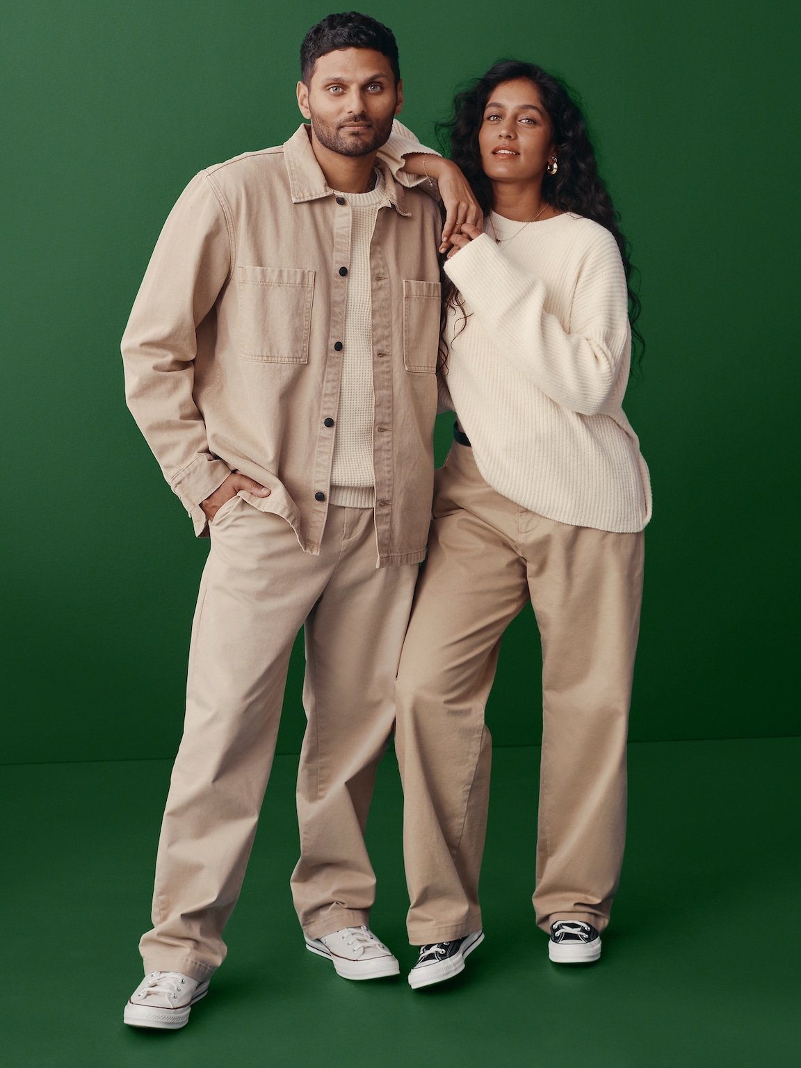 Modern Khakis in Baggy Fit