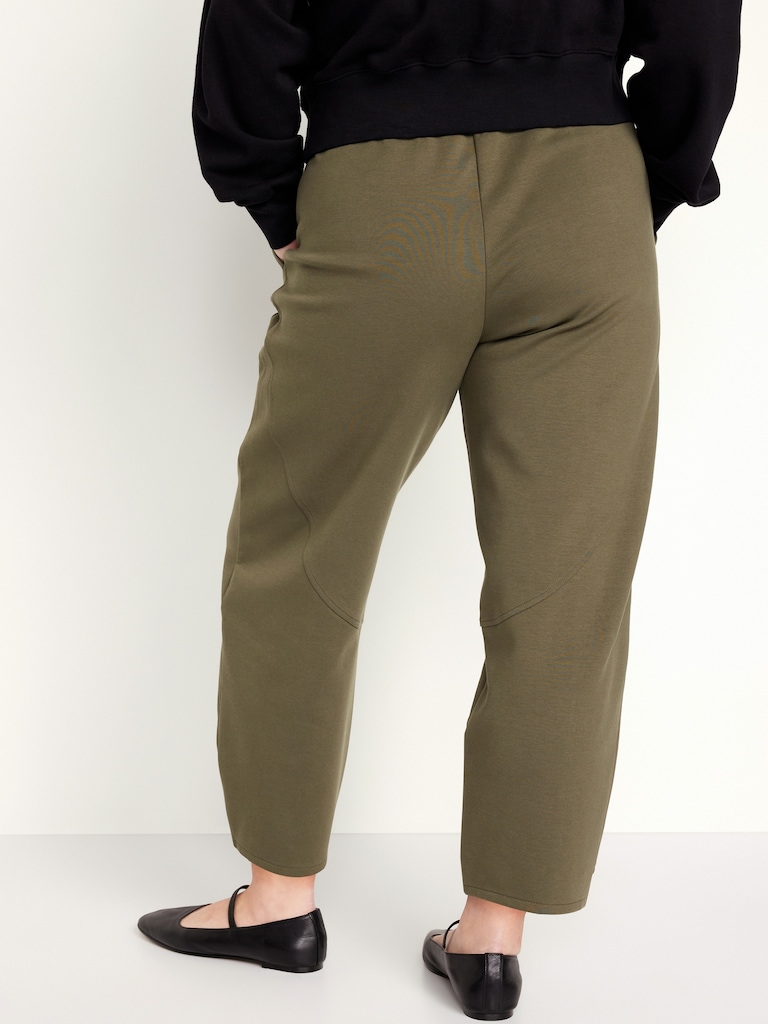 High-Waisted Dynamic Fleece Barrel-Leg Sweatpants
