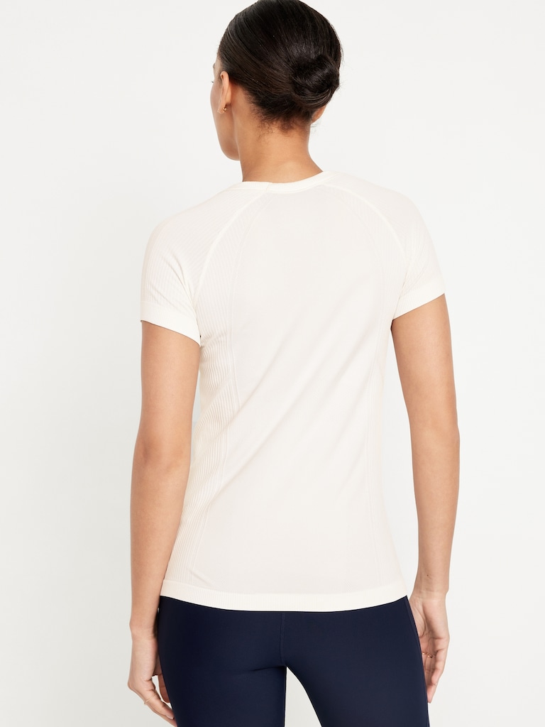 Fluid Seamless Fitted T-Shirt