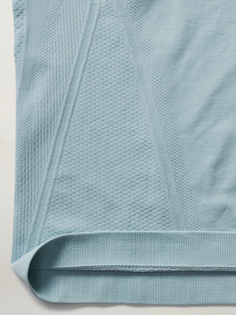Momentum Seamless Tank