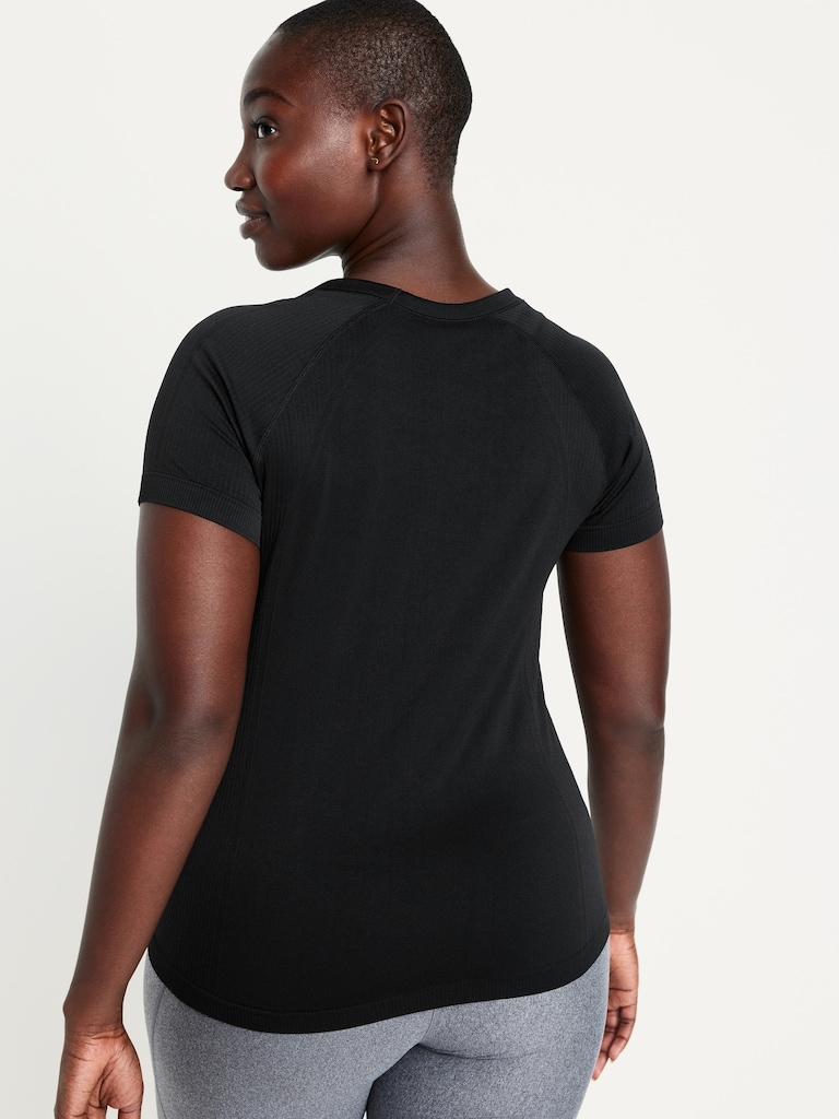 Fluid Seamless Fitted T-Shirt