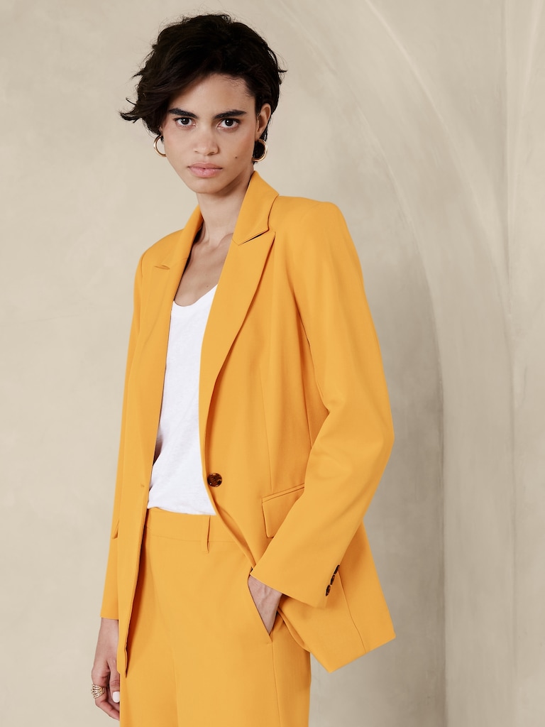 Sculpted Suit Blazer