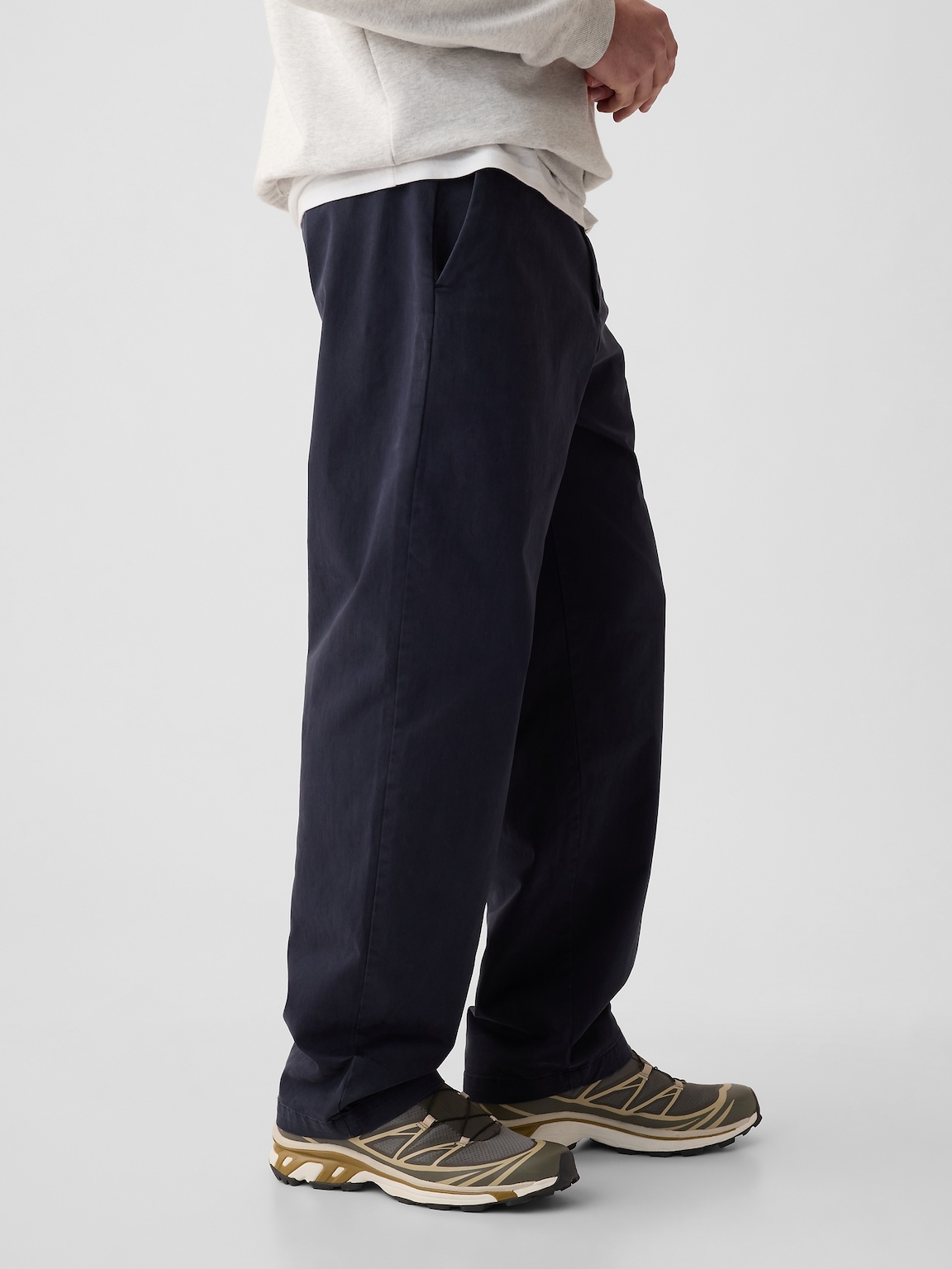 Modern Baggy Khakis