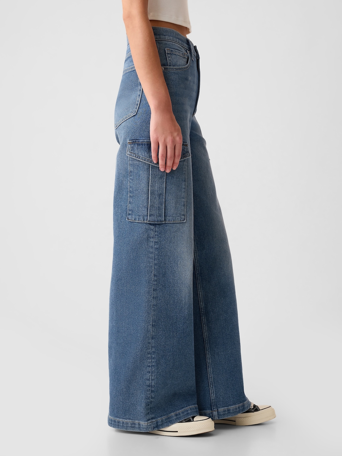 High Rise Stride Wide-Leg Cargo Jeans