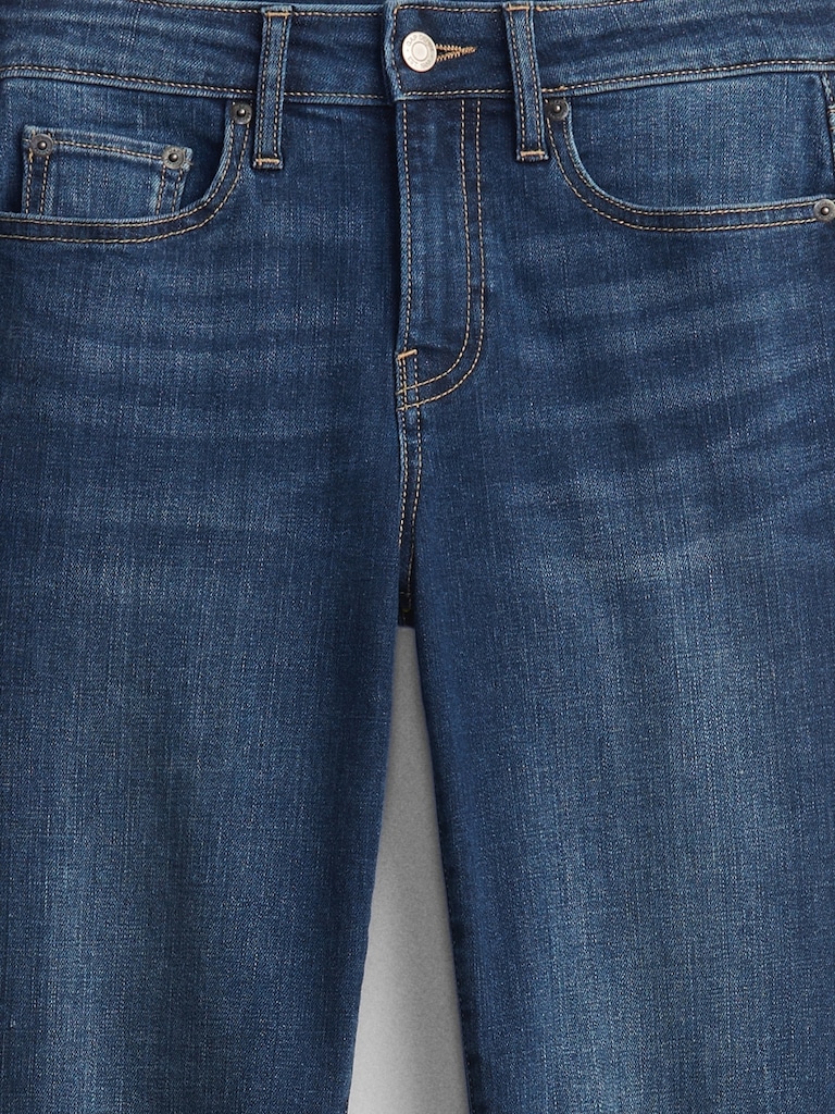 Mid Rise Classic Straight Jeans