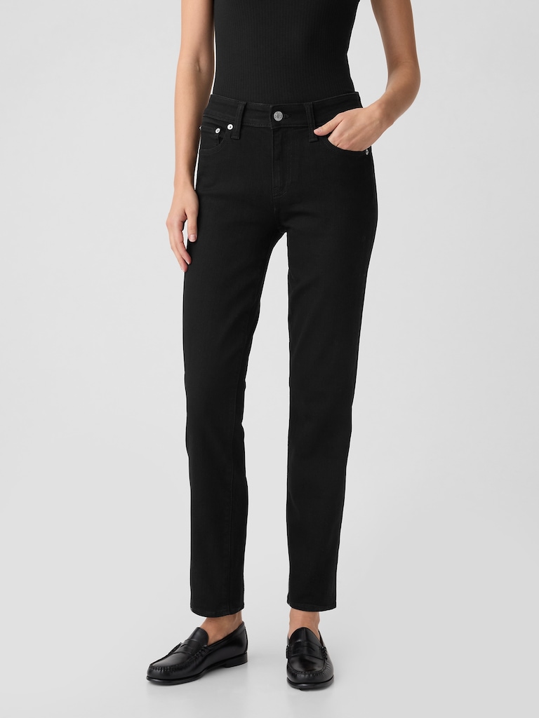 Mid Rise Classic Straight Jeans