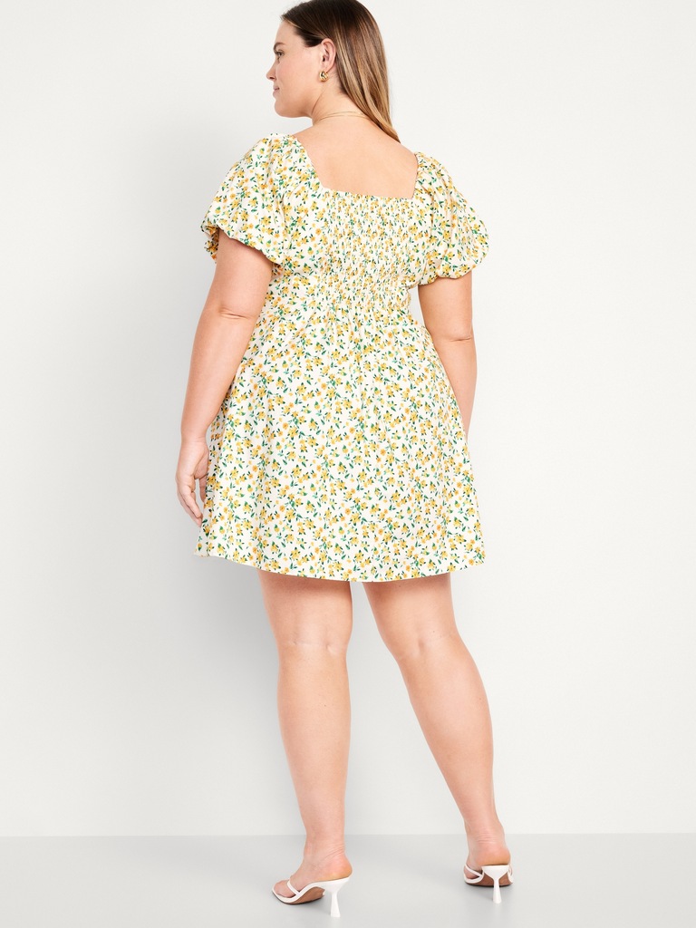 Robe trapèze courte à encolure en V