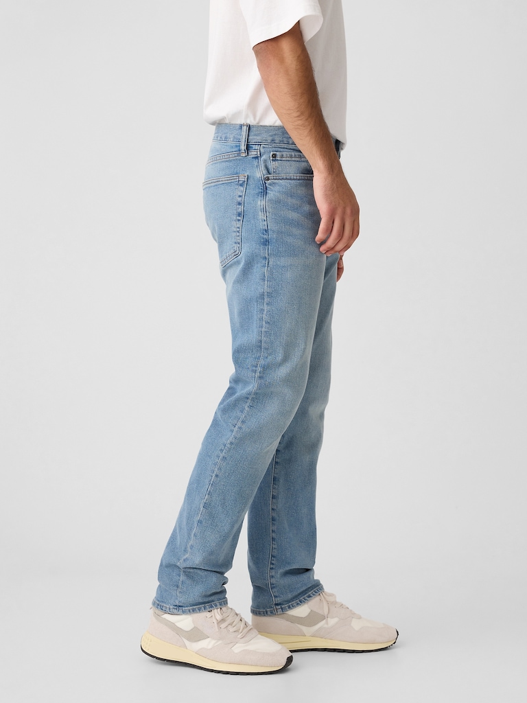 Straight Jeans