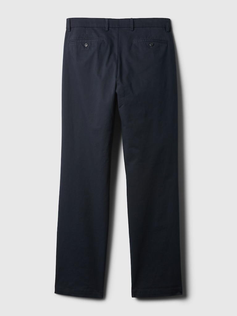 Modern Khakis in Relaxed Fit