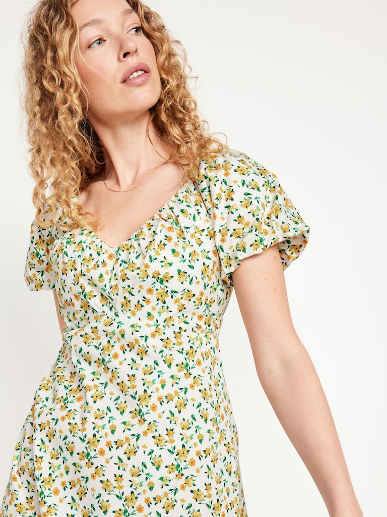Robe trapèze courte à encolure en V
