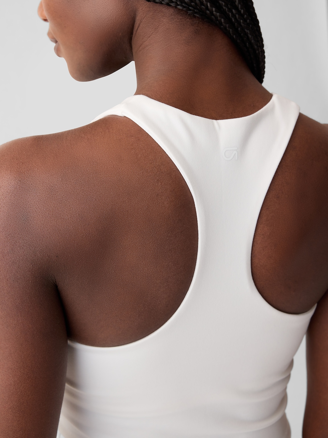 GapFit High-Neck Brami
