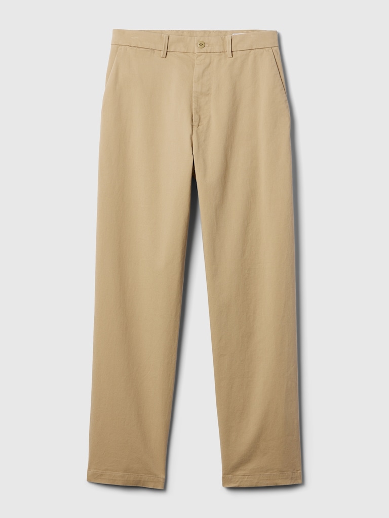 Modern Khakis in Baggy Fit