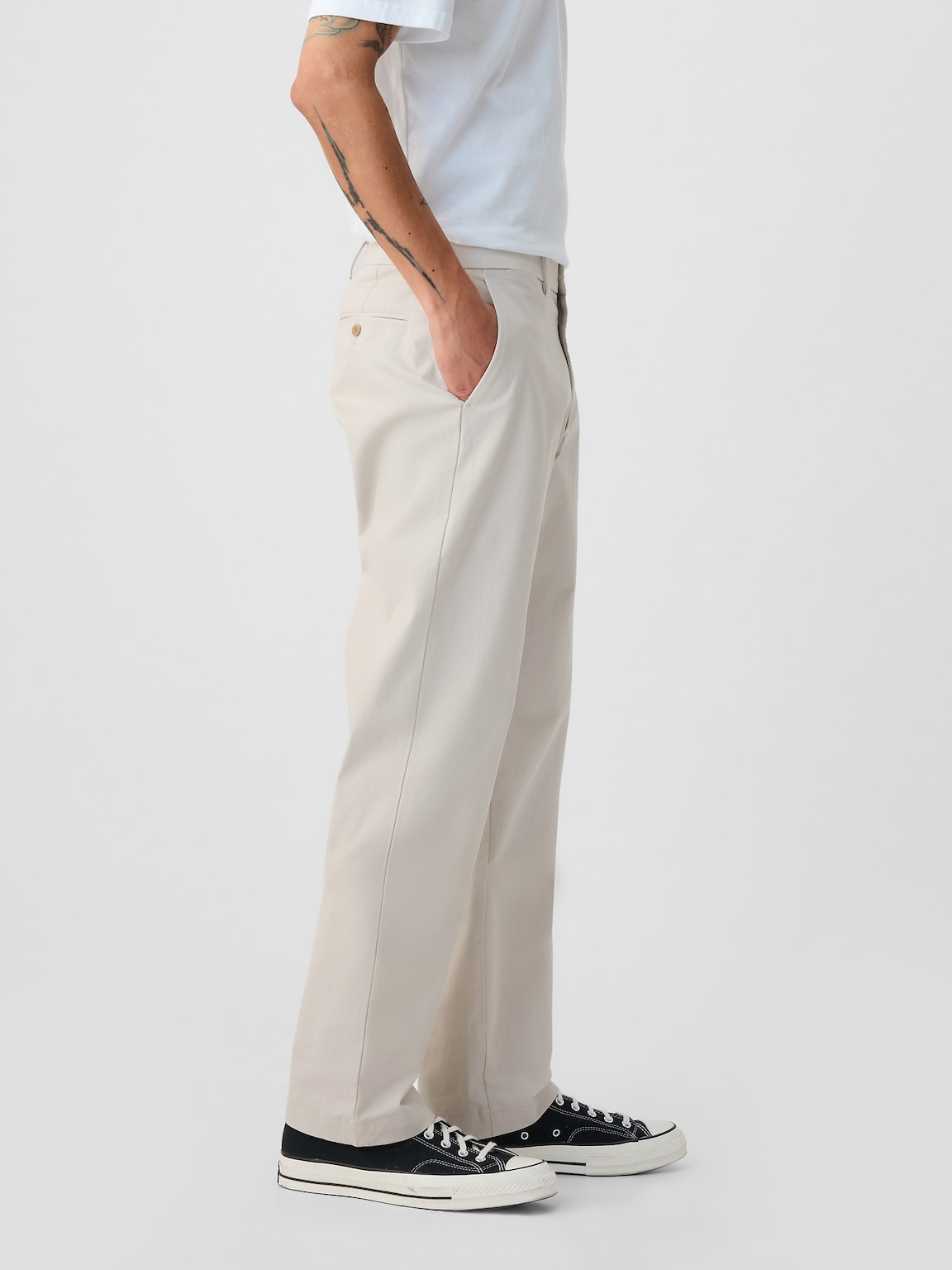 Modern Khakis in Relaxed Fit