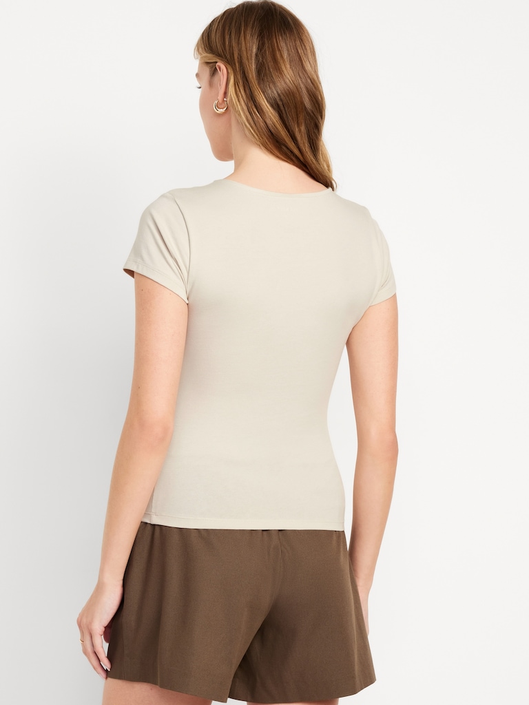 Fitted Twist-Front Top